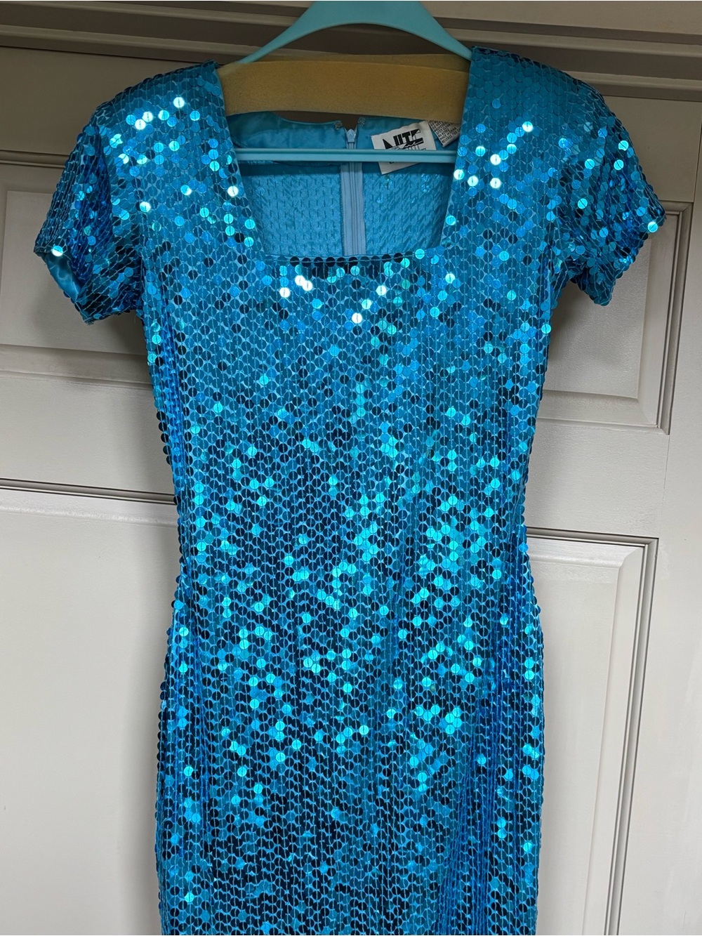 EUC Vintage Sequined Turquoise Short Sleeve Party Dress Size 6